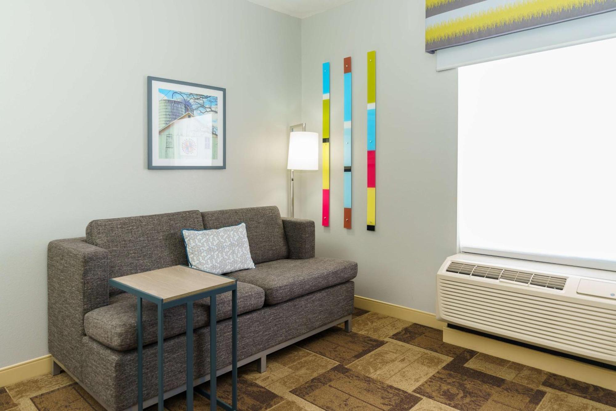 Hampton Inn Гарден-Сити Экстерьер фото